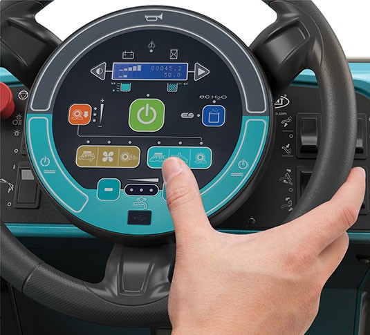 M17 Varredora-lavadora de condutor sentado a bateria alt 10